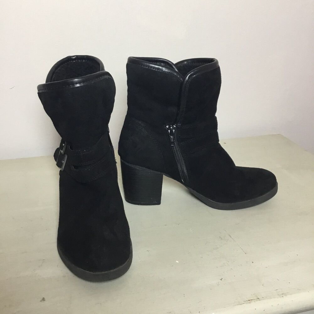 Faux suede black boots chunky heel fleece inner belt detail zipper sz 7